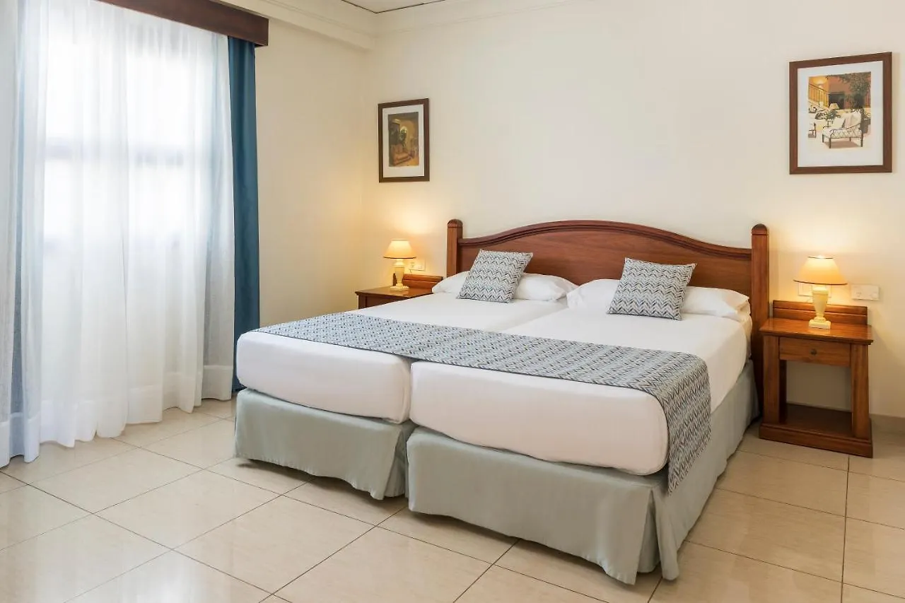 Marylanza Suites & Spa Los Cristianos  4*, Los Cristianos (Tenerife)
