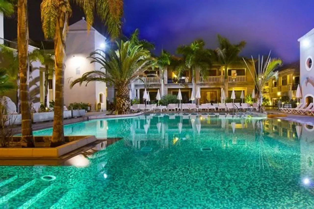Marylanza Suites & Spa Los Cristianos  4*, Los Cristianos (Tenerife)